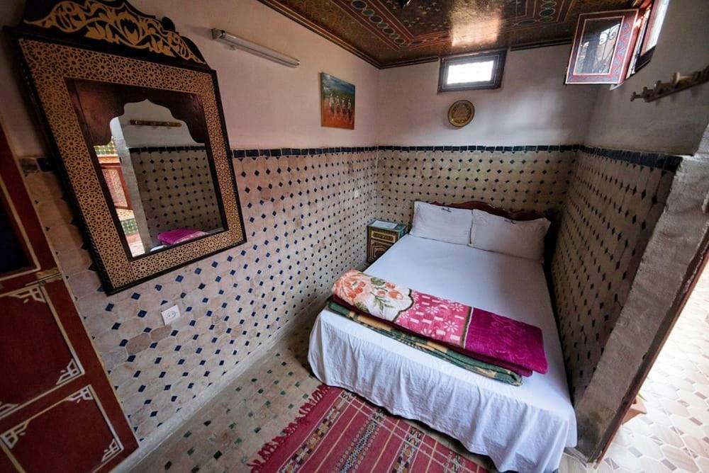 Dar Chourouk Hotell Fès Exteriör bild